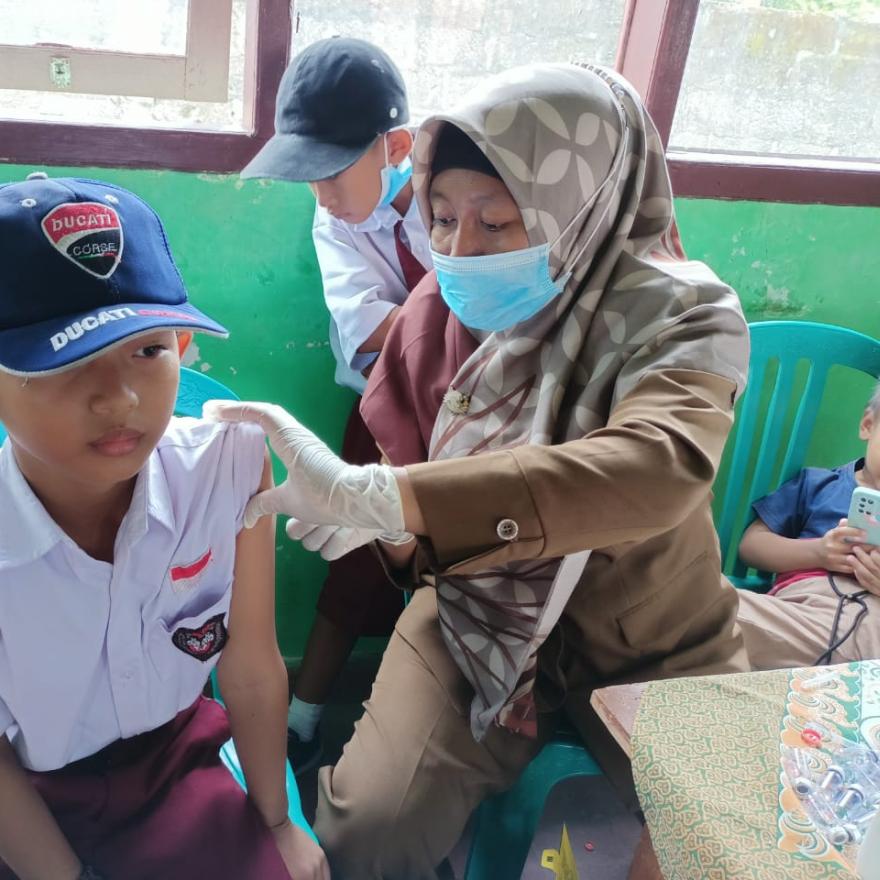 Pelaksanaan Vaksin Covid-19 Dosis Pertama Di SDN 01 Kampung Bumi Dipasena Agung   